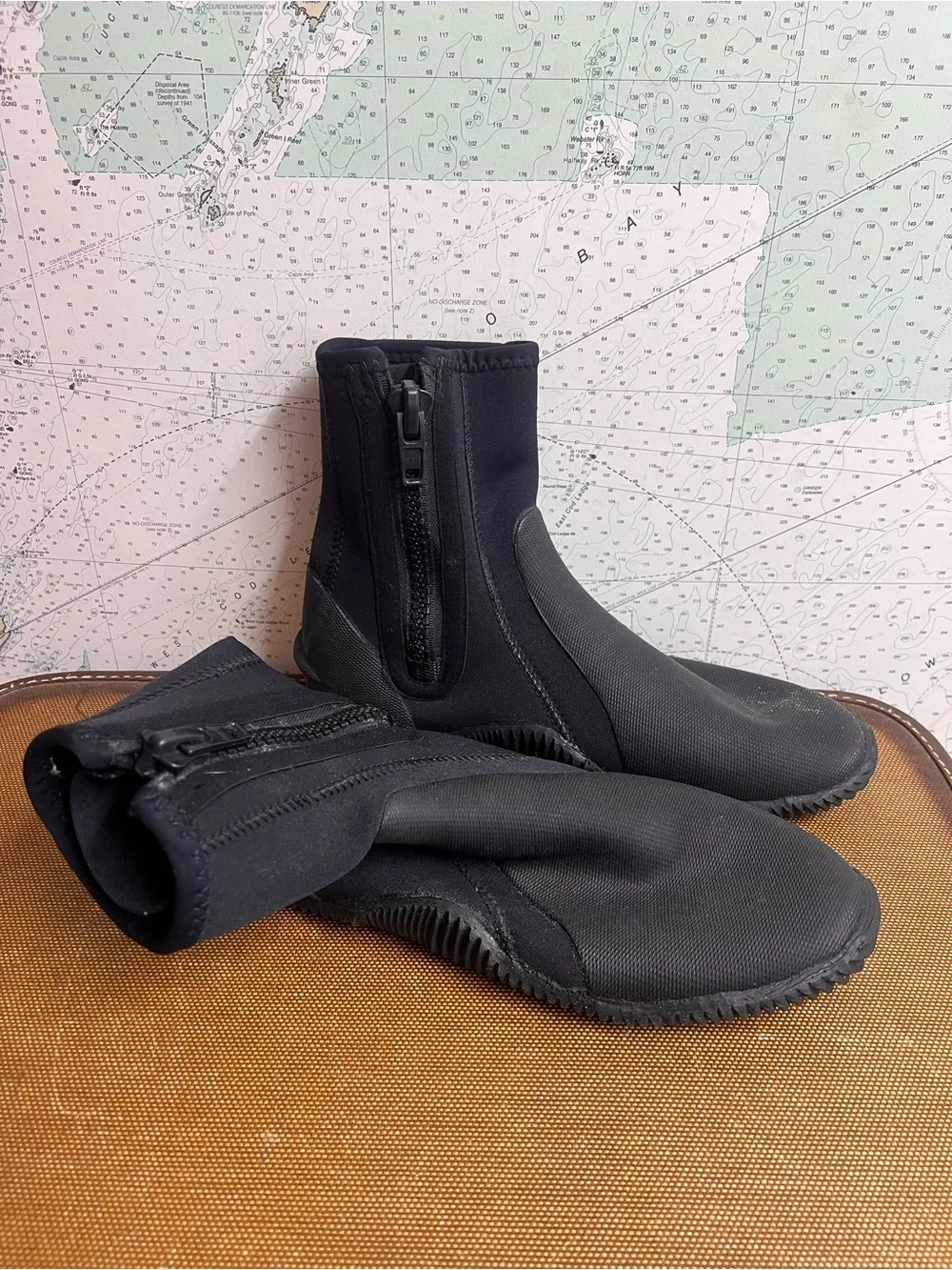 Used Cressi 3mm Minorca Long Water Sport Boots Size: 10 Men 11 Women EU 33/34